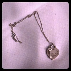 Return to Tiffany heart tag with key necklace